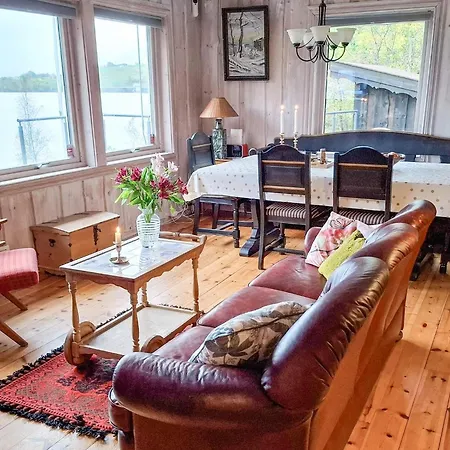5 Person In Oydegard Casa de Férias Torvikbukt