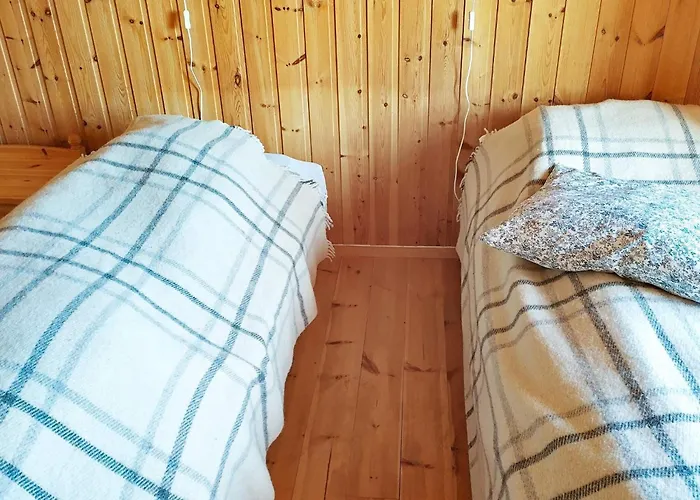 4 Person In Oydegard-by Traum *